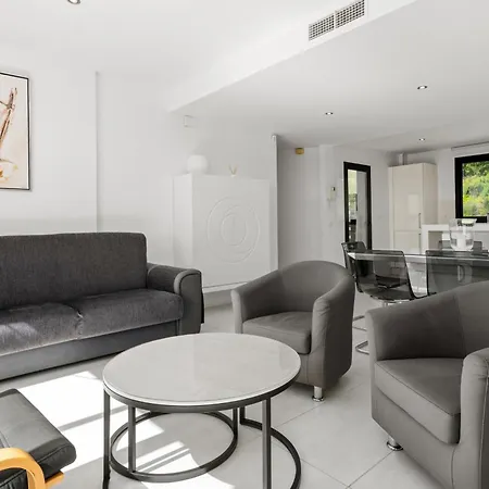 Ribera Luar Penthouse 2459 אסטפונה