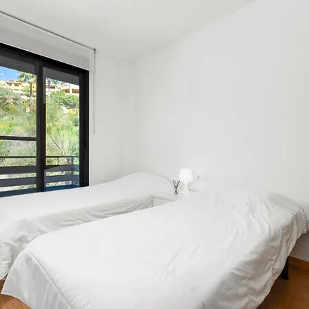 דירה Ribera Luar Penthouse 2459 *