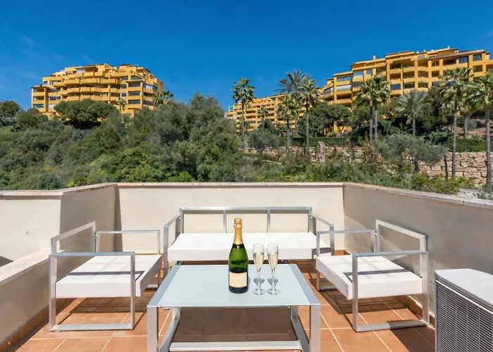 Ribera Luar Penthouse 2459 Appartement *